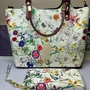 NWT Designer Inspired Floral Handbag Matching Wallet.